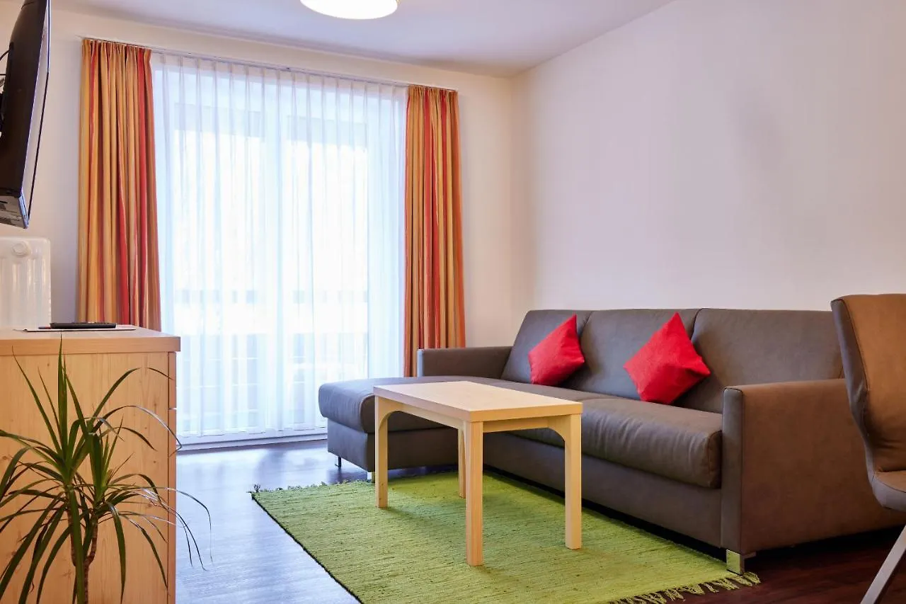 Zum Turm - Apartments Und Gaestezimmer Oberammergau 0*,