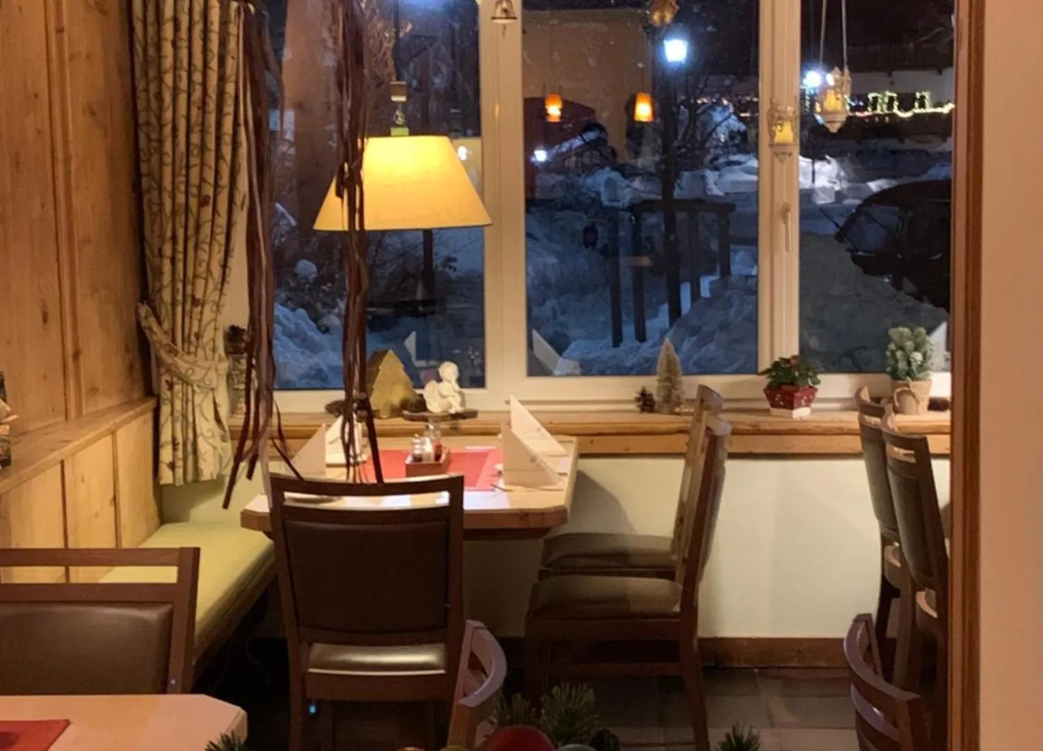Zum Turm - Apartments Und Gaestezimmer Oberammergau