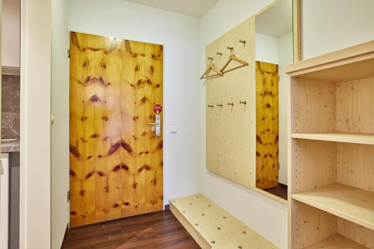 Zum Turm - Apartments Und Gaestezimmer Oberammergau